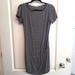 Loveappella sz small women's Dress